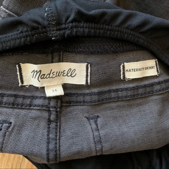 Madewell Maternity Over-the-Belly Skinny Jeans in Black Sea - Picture 5 of 5
